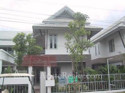 pic Single House For Sale.Modern design 