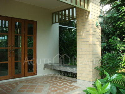pic House for sale 4 bedrooms 4 bathrooms