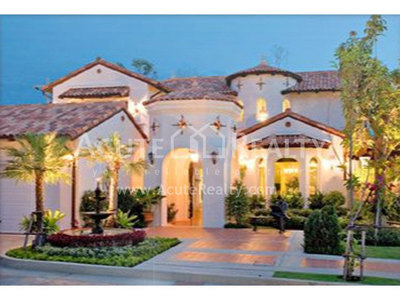 pic Refined and luxurious house