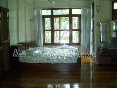pic For sale House in middle Sukhumvit