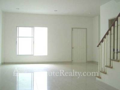 pic Brand New Townhouse for Sale & Rent 