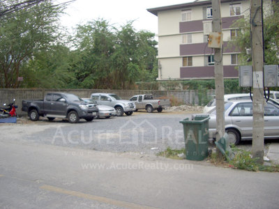 pic Land for sale locate on Ratchada 