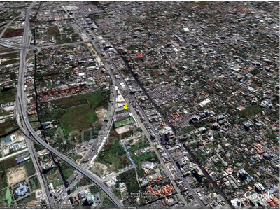 pic A remarkable plot of empty land for sale