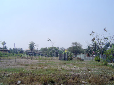 pic Land Area: 11 Rai [17,600 Sq.m.] 