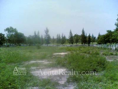 pic Land Area: 1 Rai [1,600 Sq.m.] 
