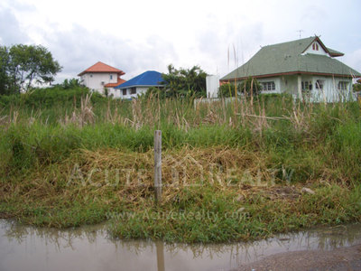 pic Land Area: 368 Sqw. [1,472 Sq.m.] 