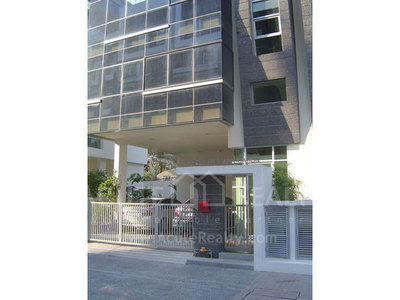 pic Brand new office building for sale!!!