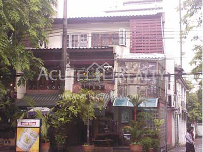 pic Sale with tenant. Shophouse 34 sqw 