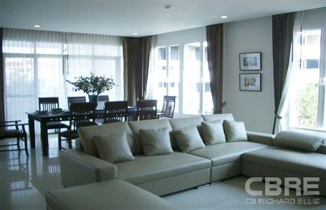 pic Exclusive 3-4 bedroom Bangkok apartment 