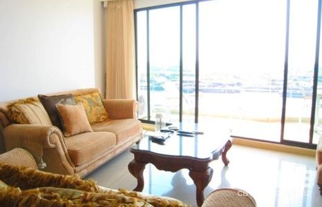 pic A brand new deluxe resort-style 