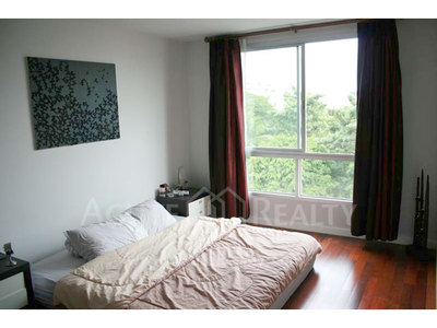 pic 2 bedrooms unit for rent