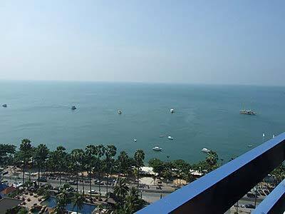 pic  Jomtien Plaza Condo For Sale