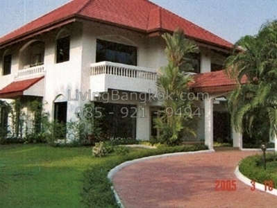 pic Lakeside House in Lakeside Villa Bangna 