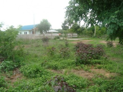 pic 800 Sq. M. Land Hin Lek Fai Area