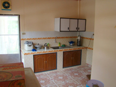 pic 3 BR Bungalow 350 M to Beach 