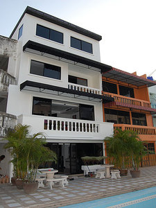 pic Town House Soi4 for Rent 4/5 Bed-3 Bath