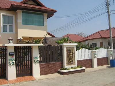 pic Two story house for sale