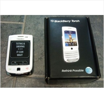 pic For Sale: BlackBerry Torch 9800 Unlocked