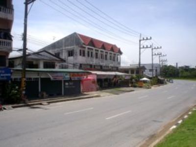 pic The Newly 3-storey Commercial Building C
