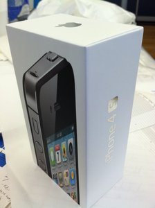 pic Selling: Apple iPhone 4S, Samsung Galaxy