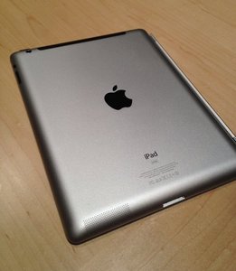 pic Apple iPad 3 Wi-Fi + 4G 16GB/32GB/64GB