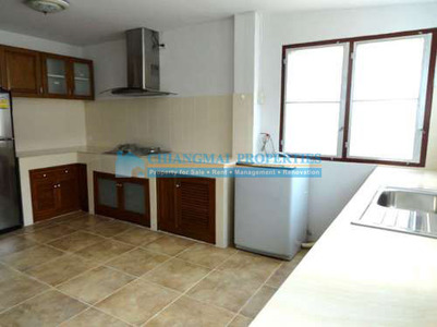 pic For Rent: Bright, Spacious 3 bed House