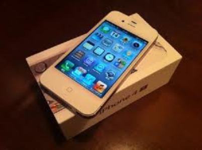 pic Brand new Unlocked iPhone 4S 64GB   