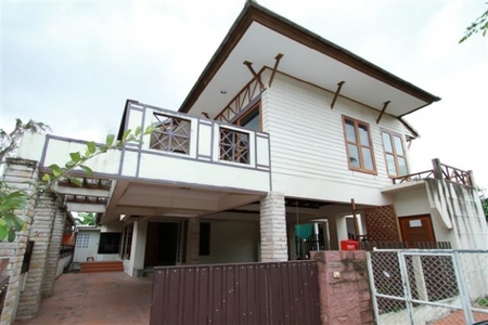 pic For Sale: 2 storey house