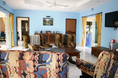 pic For Sale: Private alone house, 3 bedroom