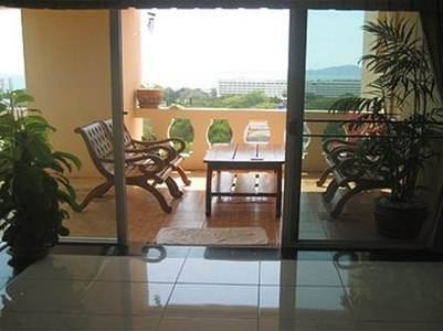 pic For Rent: Bayview condo