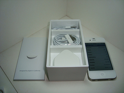 pic FOR SALE : Apple Iphone 4s 32Gb & Samsun