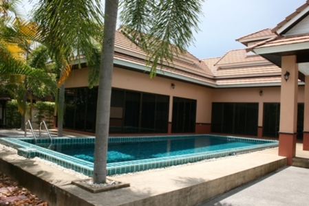pic FOR RENT: DHEWEE  PARK BANGSARAY, 3 BEDR