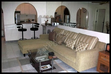 pic Luxury Corner Unit 2 Bed 2 Bath for Sale