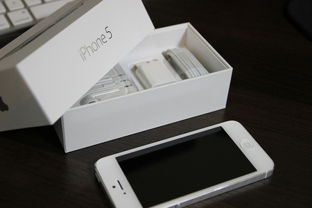 pic New Arrival 100% Unlocked Apple iPhone 5