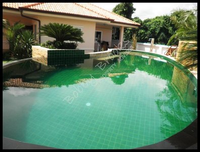pic House 3 Bed 2 Bath with Private Pool