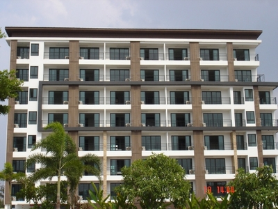 pic For Sale: Studio at de blue condo