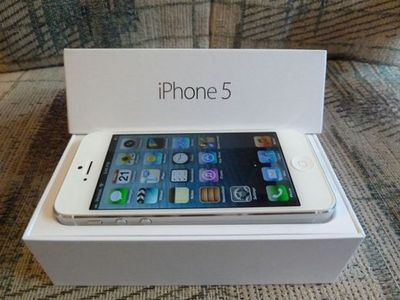 pic Buy New:Authentic Apple iPhone 5 (16GB /