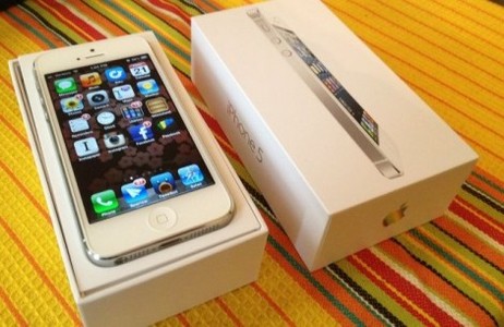 pic Buy New:Authentic Apple iPhone 5 (16GB /