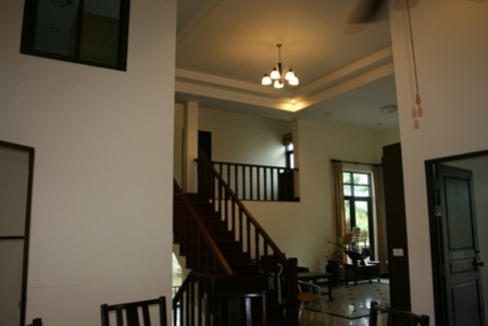 pic FOR RENT : BANGSARAY HOUSE 2 STORY
