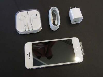 pic Brand new Apple iPhone 5 64GB