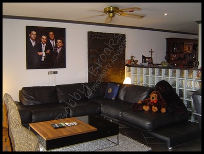 pic Royal Hill Corner Unit 1 Bed 2 Bath