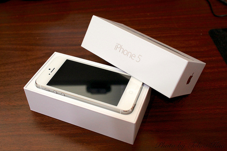 pic brand new apple iphone 5