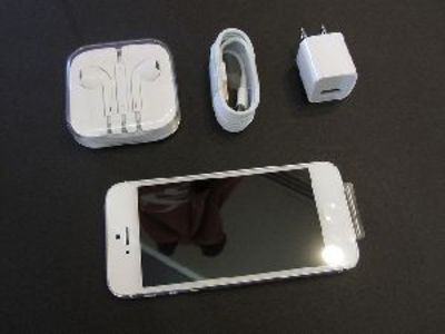 pic For Sale: Apple Iphone 5 32Gb