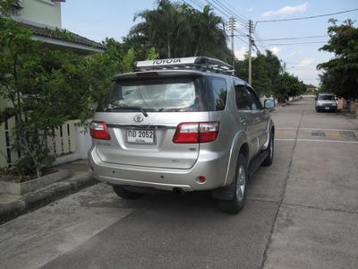 pic Toyota Fortuner 2008