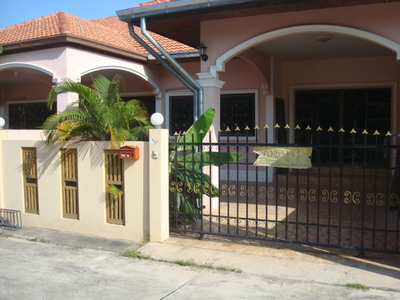 pic Pattaya,Banglamung town house for sale