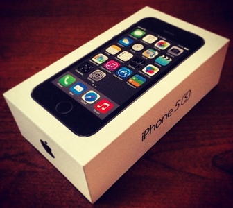 pic Fs: iPhone 5S 64GB, Blackberry Q10/Z10