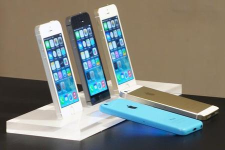 pic Buy 2 Get 1 Free iPhone 5s 64GB == $350