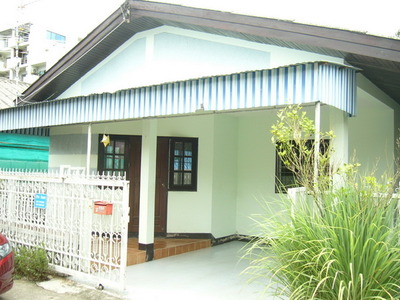 pic House for rent in Chiang Mai city.