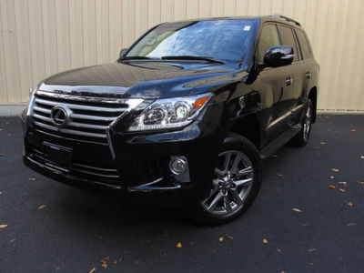 pic â€‹â€‹I want to sell 2013 Lexus LX 570 Base