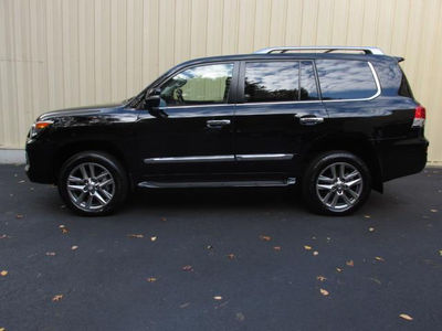pic â€‹â€‹I want to sell 2013 Lexus LX 570 Base